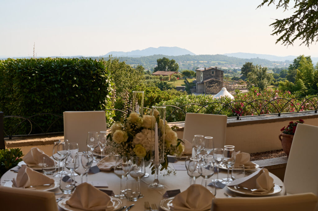 Destination wedding photographer Lake Garda, Wedding Villa Cariola, Caprino Veronese, Wedding Venues in Italy